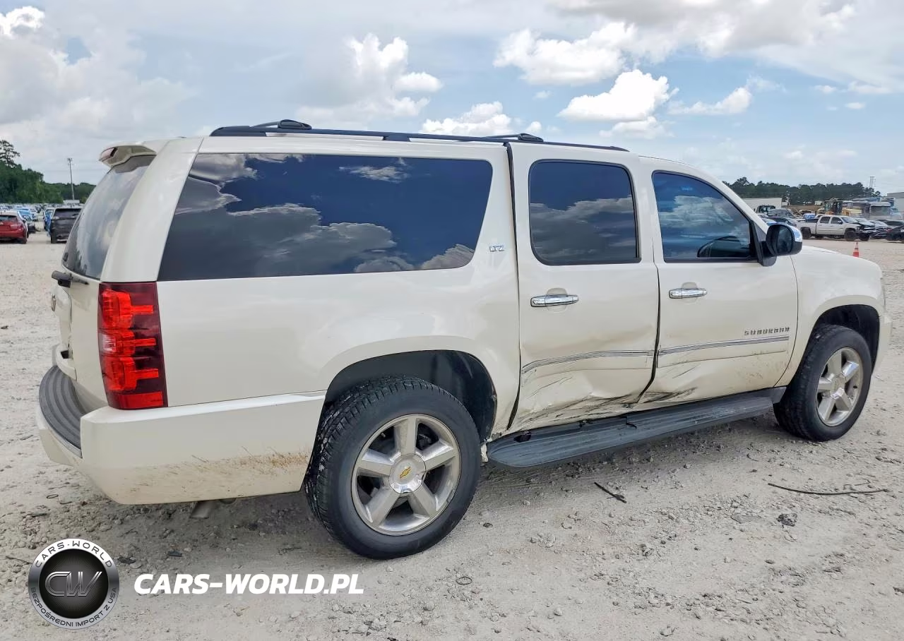 2013 Chevrolet Suburban C1500 Ltz VIN:1GNSCKE07DR276012 - 3