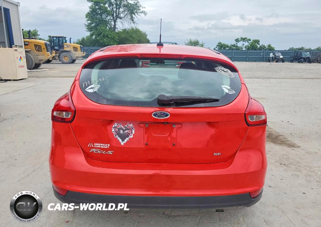 2017 Ford Focus Se VIN:1FADP3K28HL258635 - 6
