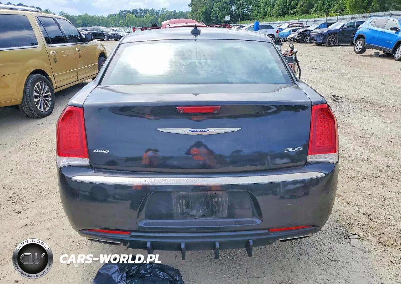 2020 Chrysler 300 Limited VIN:2C3CCAKG4LH131666 - 6