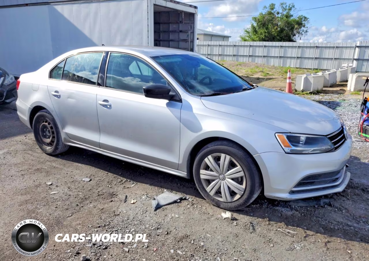 2015 Volkswagen Jetta Tdi VIN:3VWLA7AJXFM417624 - 4