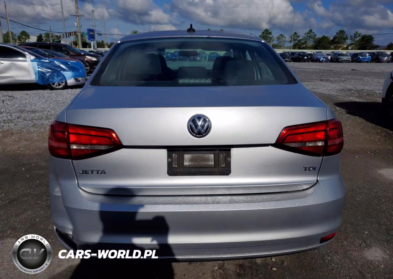 2015 Volkswagen Jetta Tdi VIN:3VWLA7AJXFM417624 - 6
