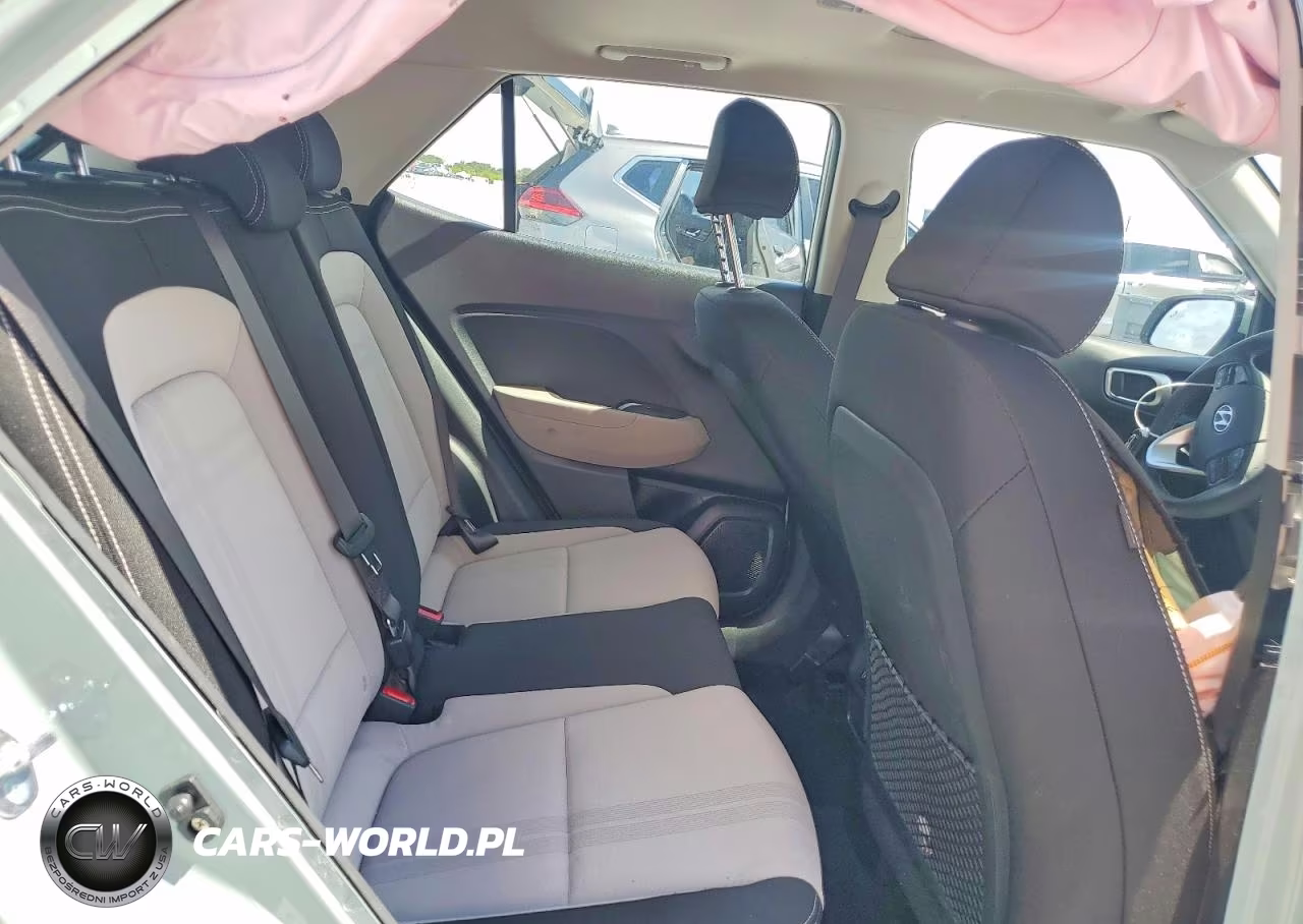 2026 Hyundai Venue Sel VIN:KMHRC8A32TU427565 - 10