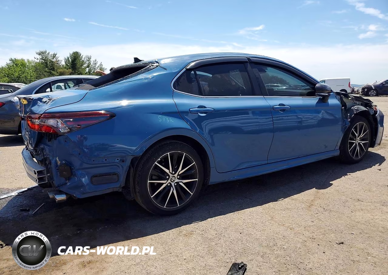 2024 Toyota Camry Se VIN:4T1T11AKXRU225401 - 3