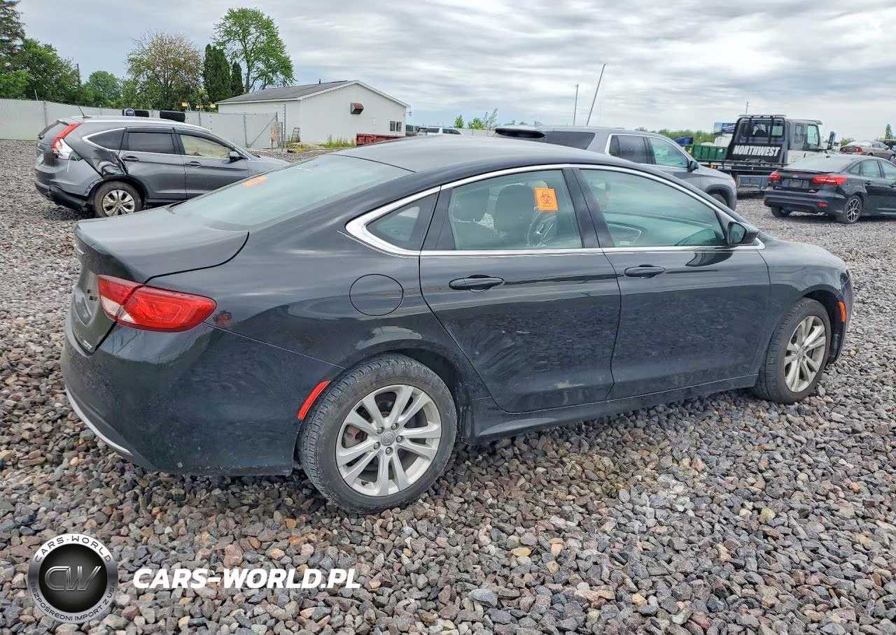 2016 Chrysler 200 Limited VIN:1C3CCCAB3GN172059 - 3