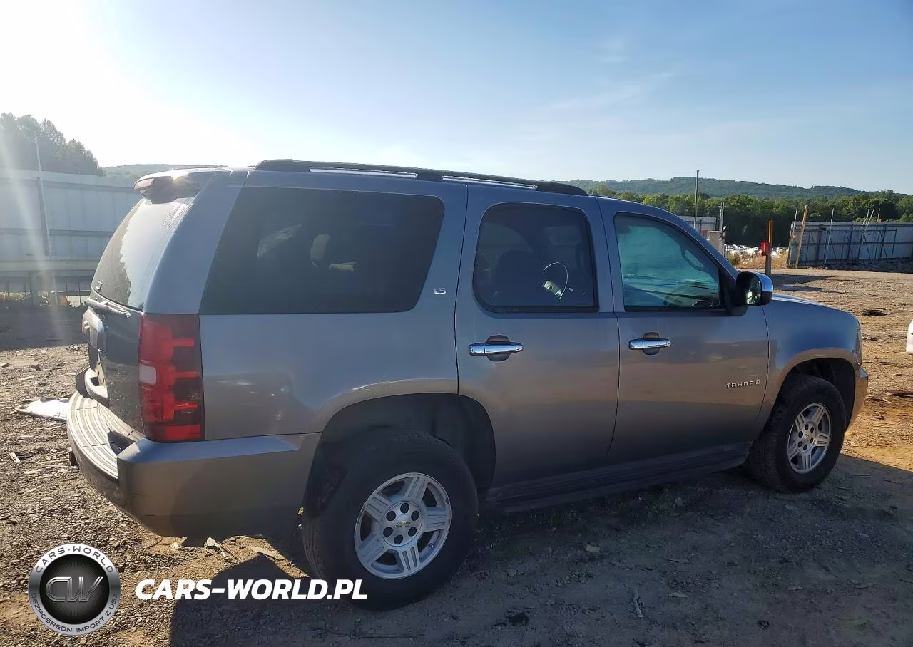 2007 Chevrolet Tahoe K1500 VIN:1GNFK130X7R177545 - 3