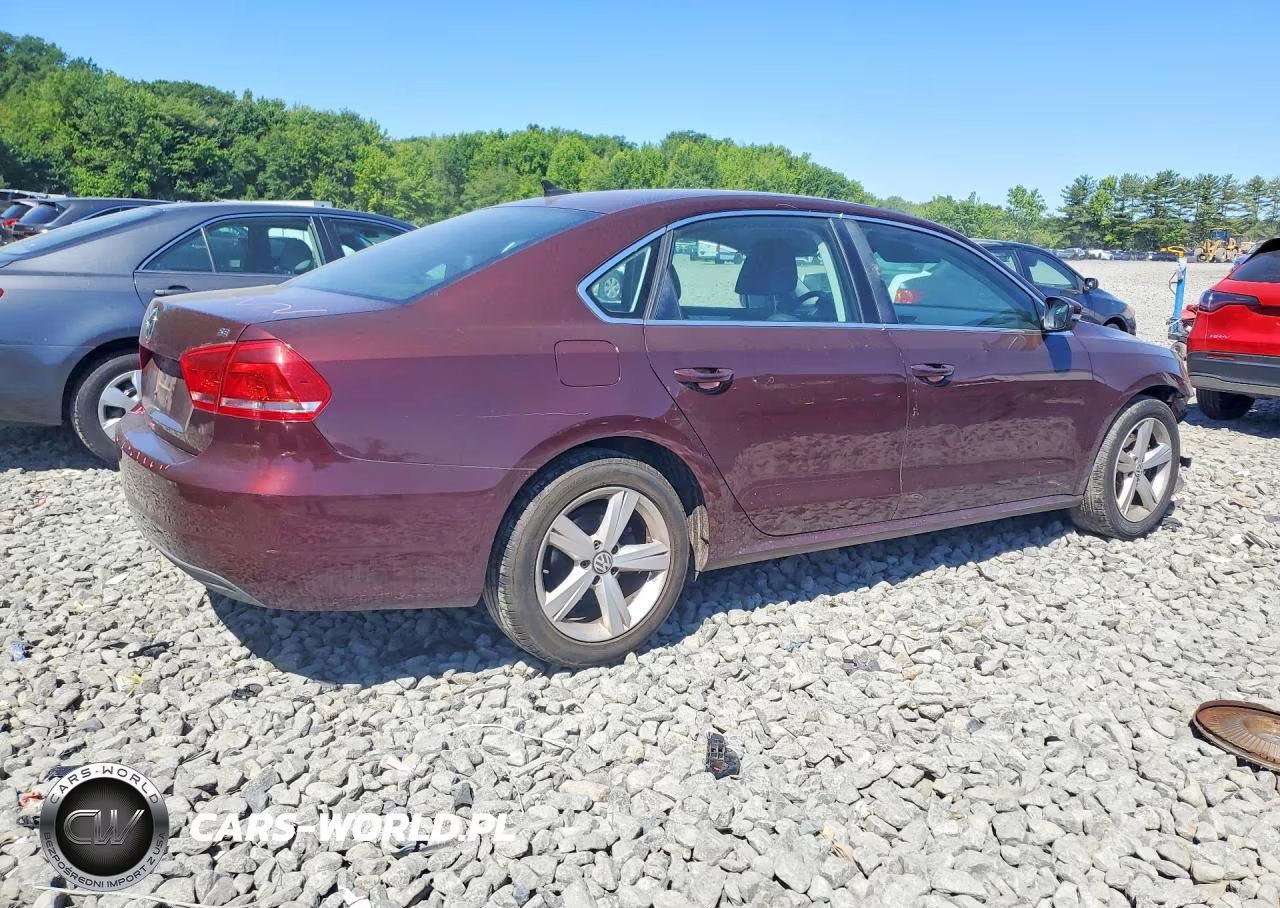 2013 Volkswagen Passat Se VIN:1VWBP7A34DC046468 - 3