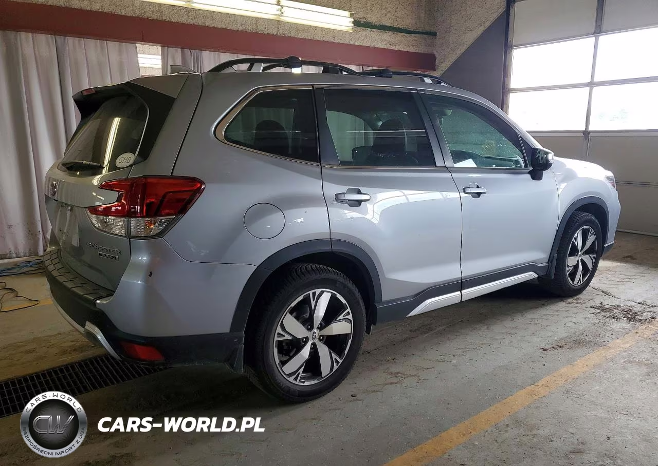 2020 Subaru Forester Touring VIN:JF2SKAXC4LH451657 - 3