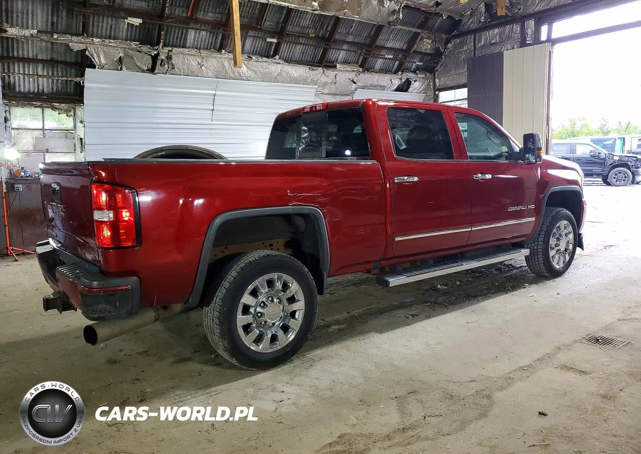 2018 GMC Sierra 2500Hd Denali VIN:1GT12UEY1JF202459 - 3