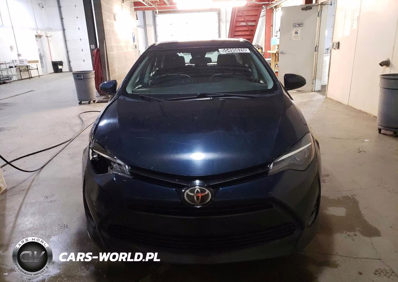 2018 Toyota Corolla Le VIN:2T1BURHE2JC074187 - 5