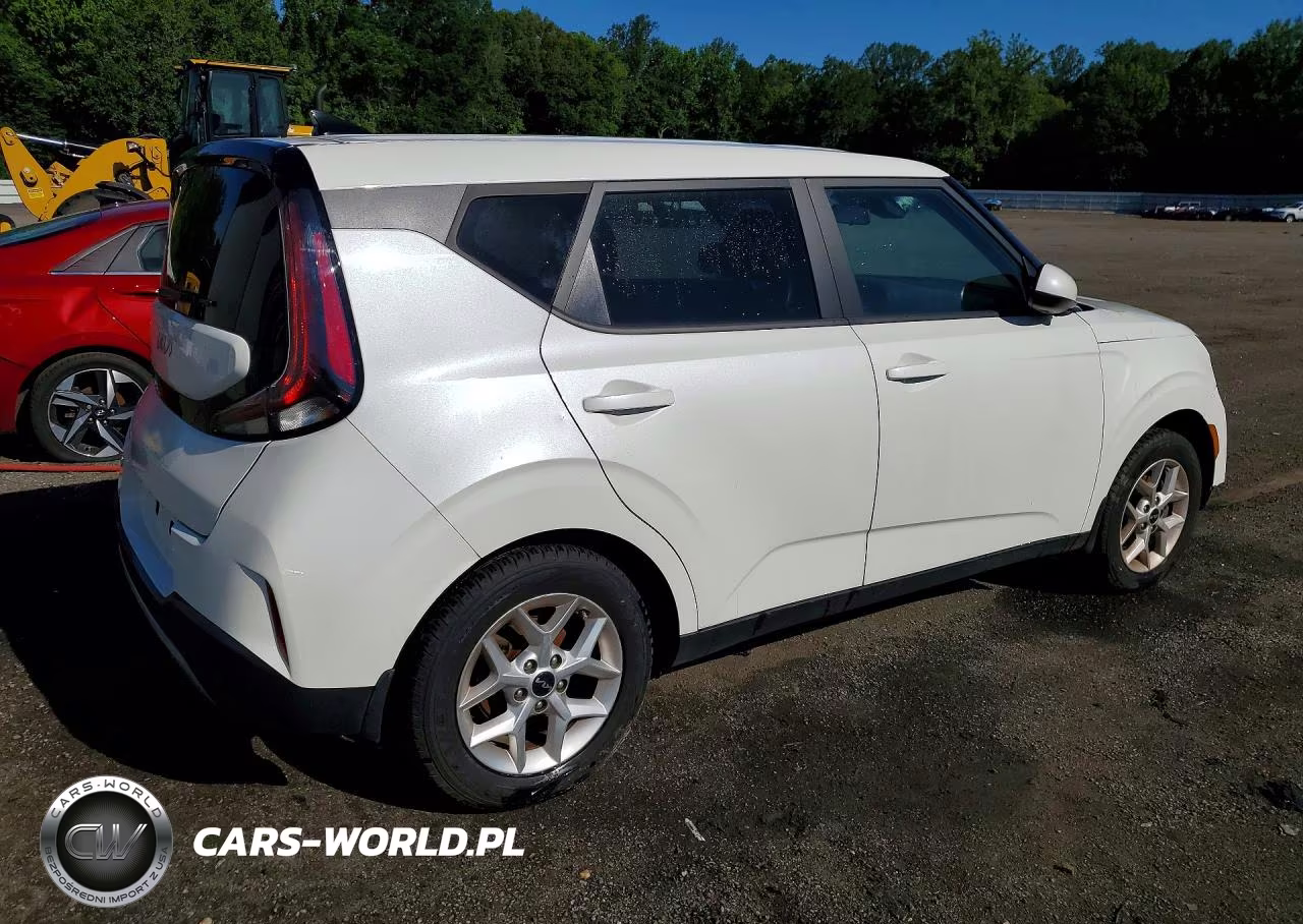 2023 Kia Soul Lx VIN:KNDJ23AU4P7844013 - 3