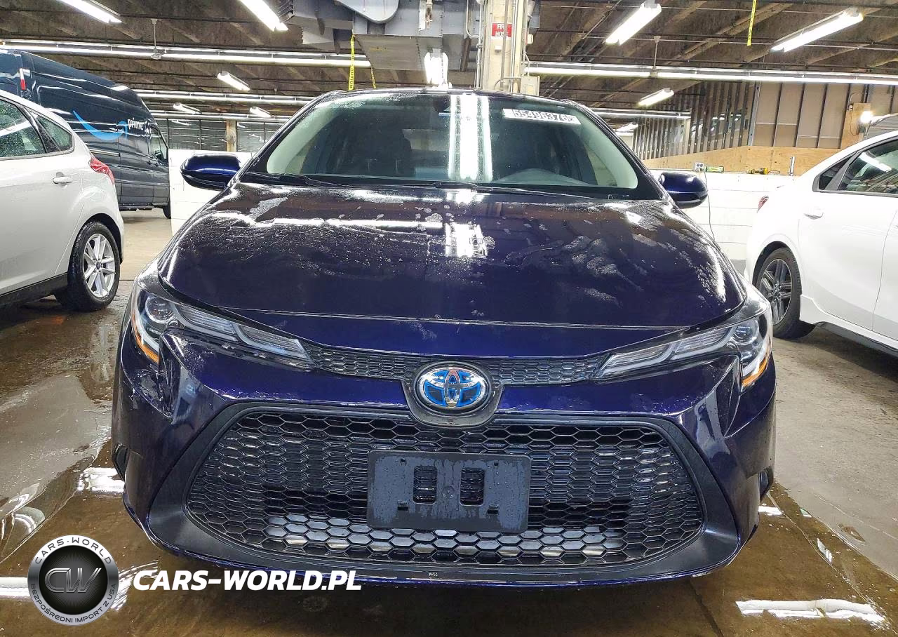 2022 Toyota Corolla Le VIN:JTDEAMDE6NJ060964 - 5