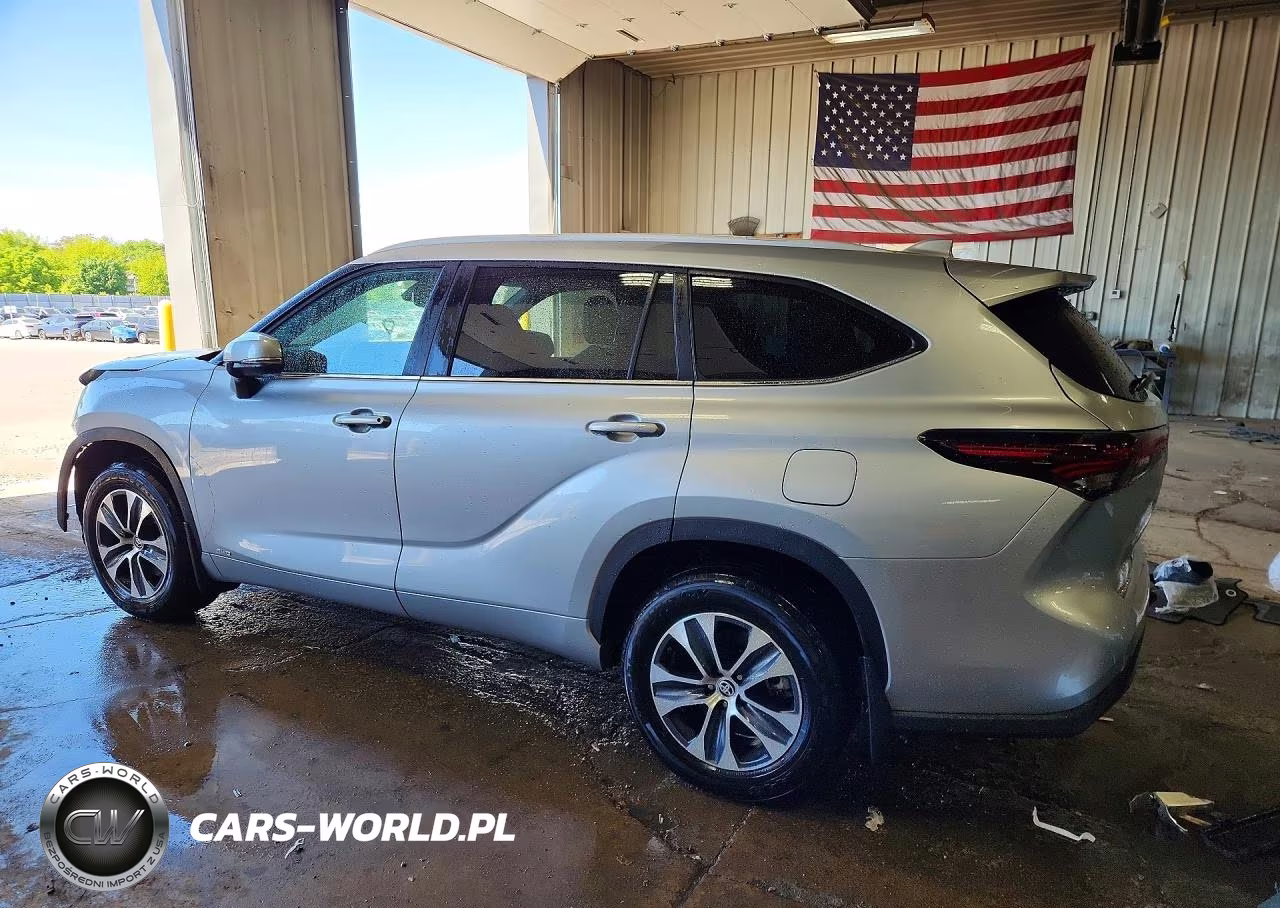 2024 Toyota Highlander Hybrid Xle VIN:5TDKBRCH2RS636213 - 2