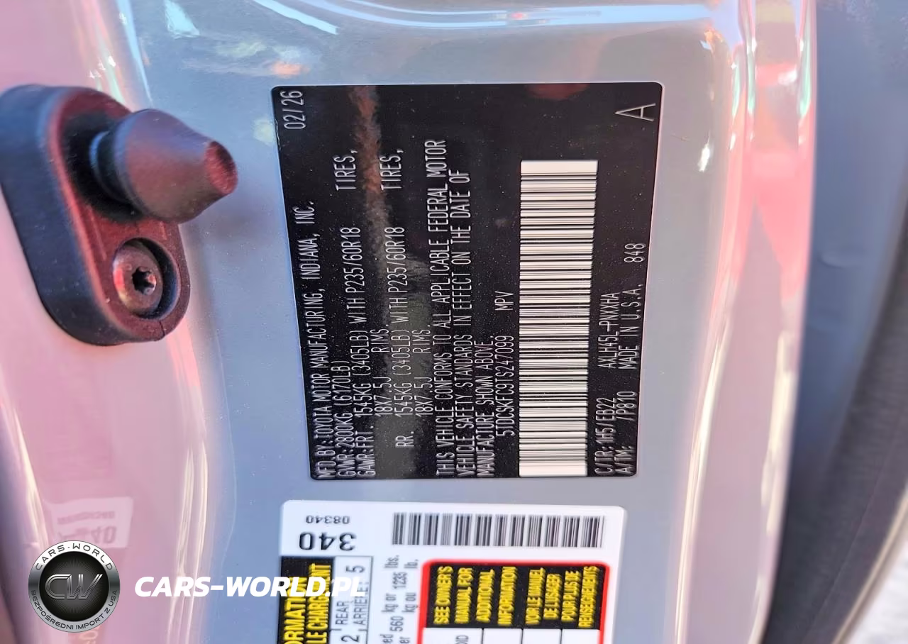 2026 Toyota Sienna Woodland Edition VIN:5TDCSKFC9TS247099 - 13