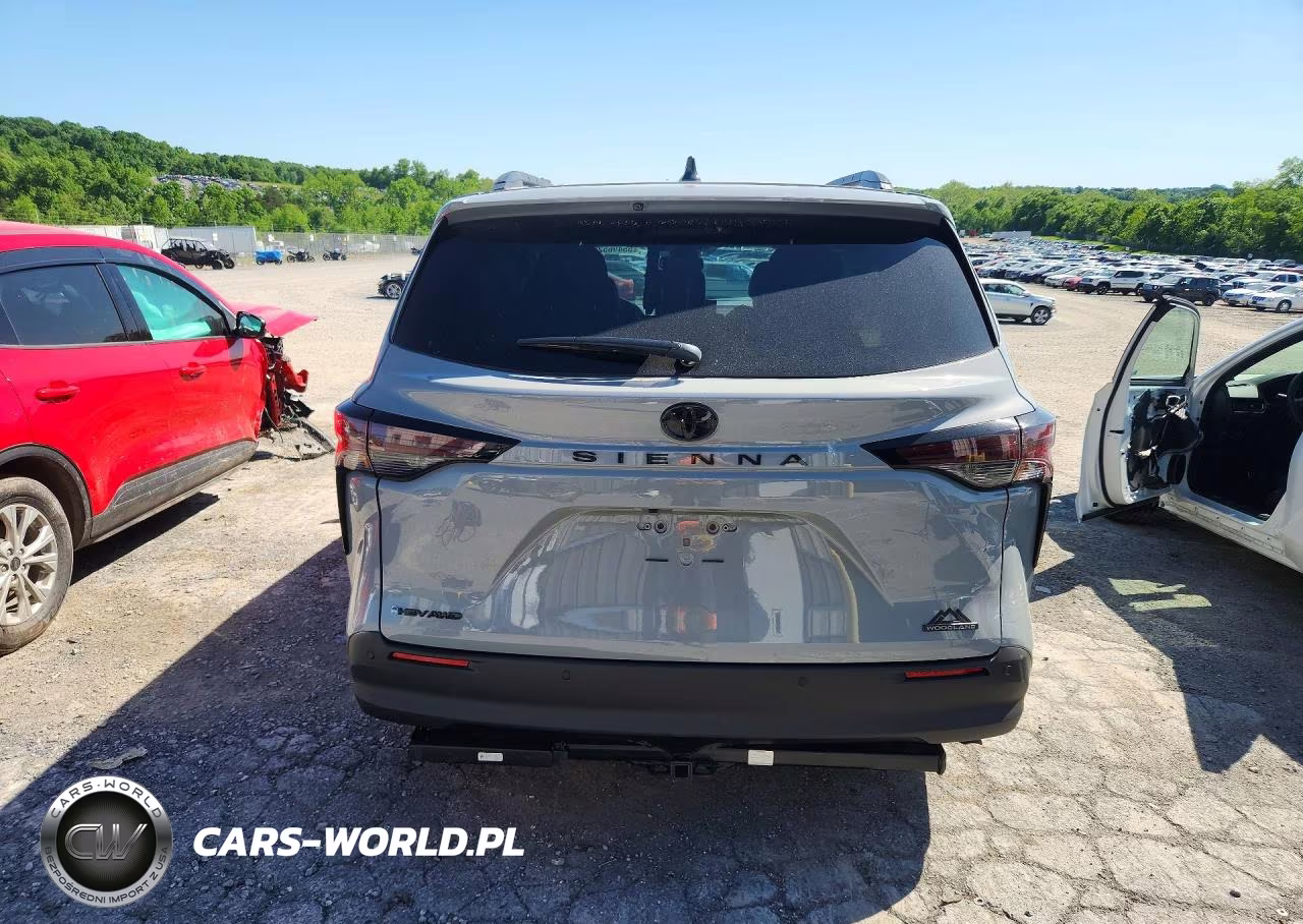 2026 Toyota Sienna Woodland Edition VIN:5TDCSKFC9TS247099 - 6