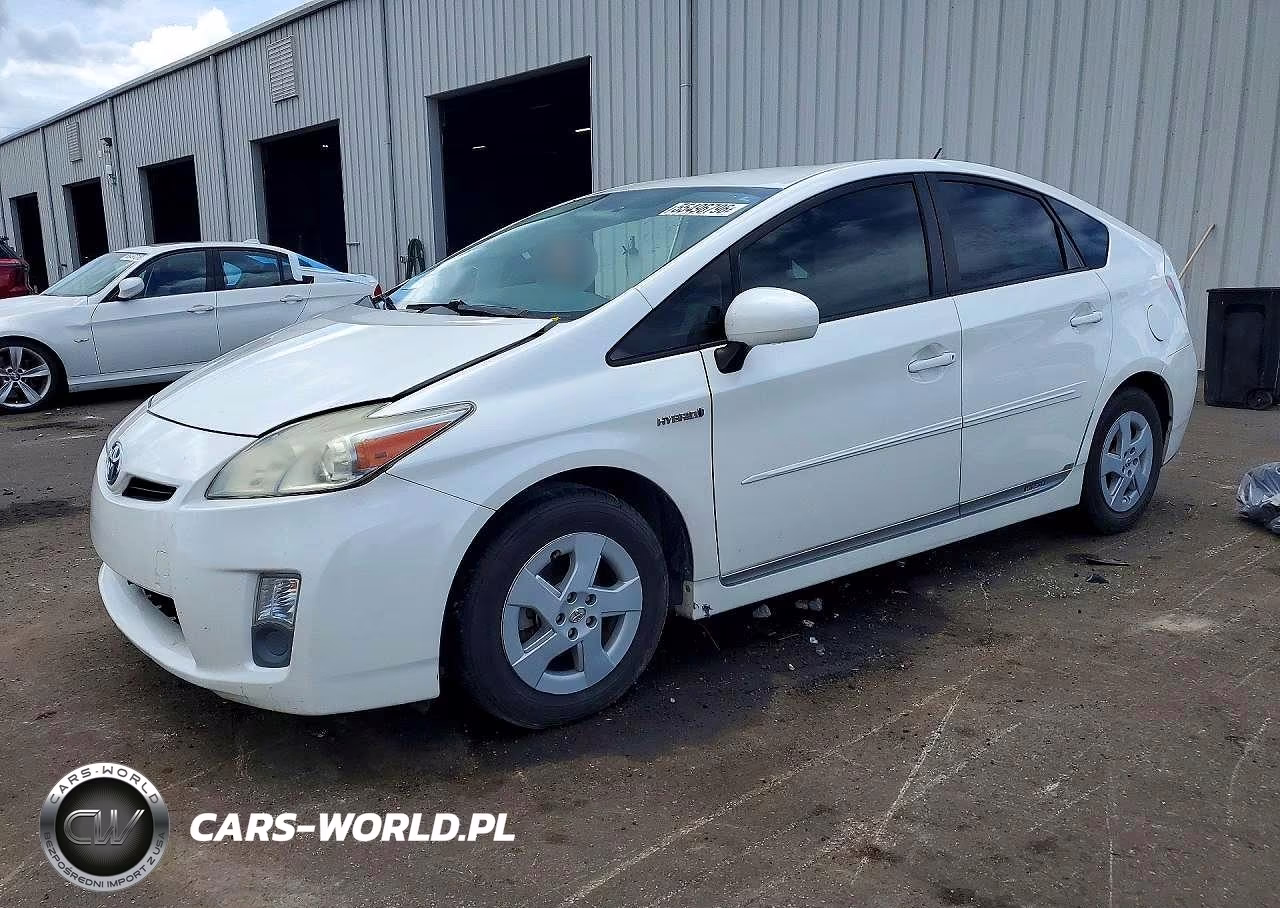 2011 Toyota Prius Two