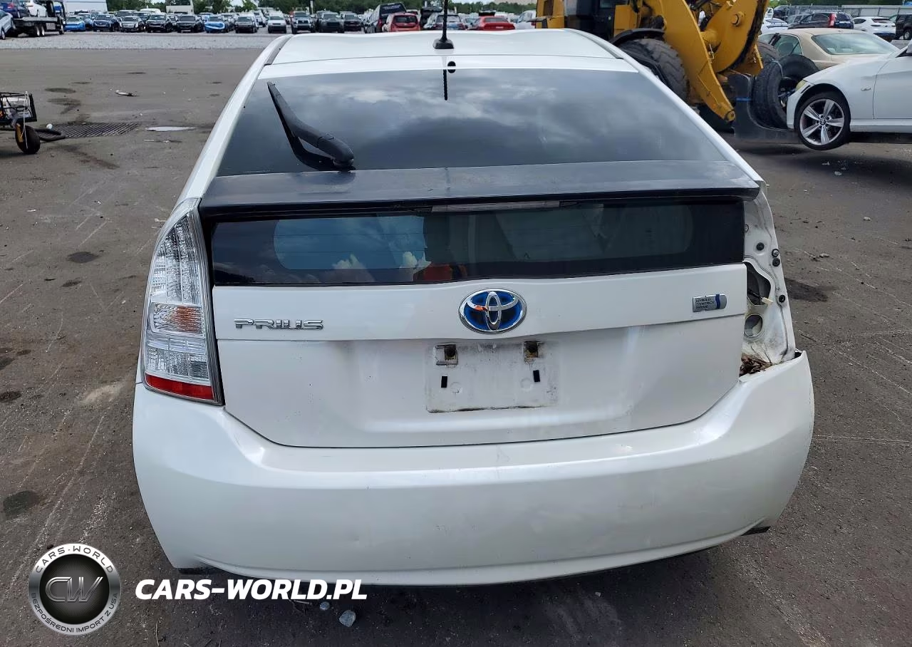 2011 Toyota Prius Two VIN:JTDKN3DU5B5323152 - 6