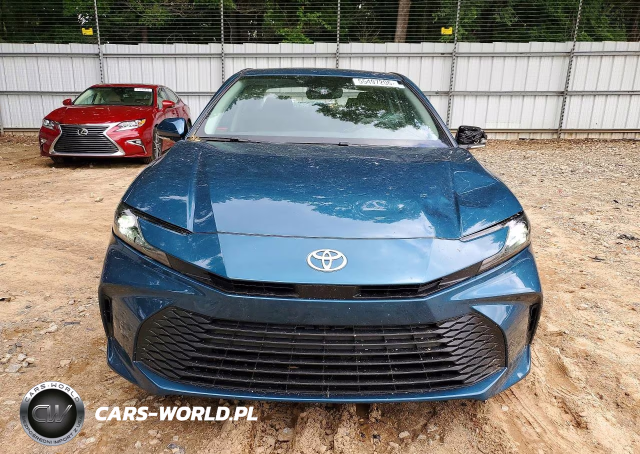 2025 Toyota Camry Le VIN:4T1DAACK8SU569249 - 5