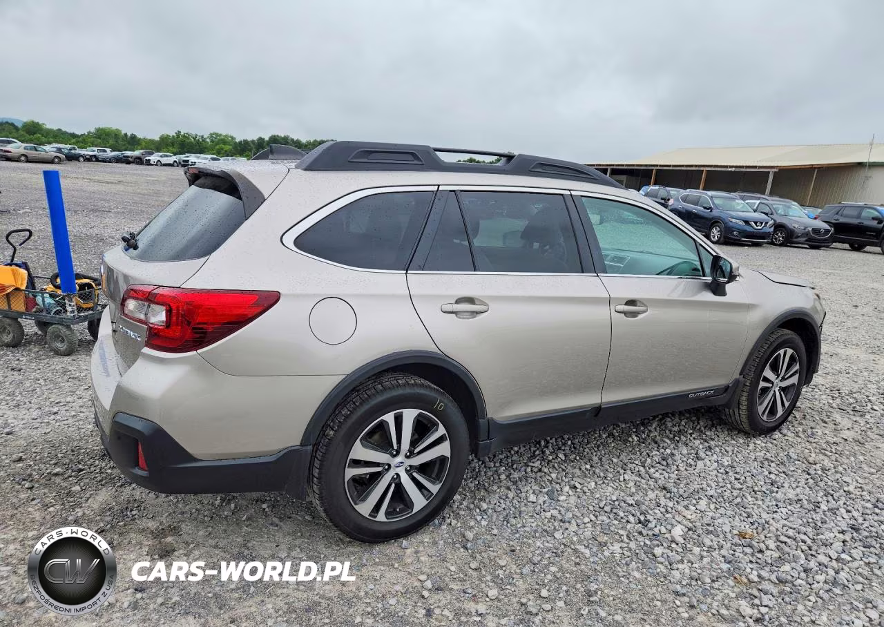 2018 Subaru Outback 2.5I Limited VIN:4S4BSANC3J3225553 - 3