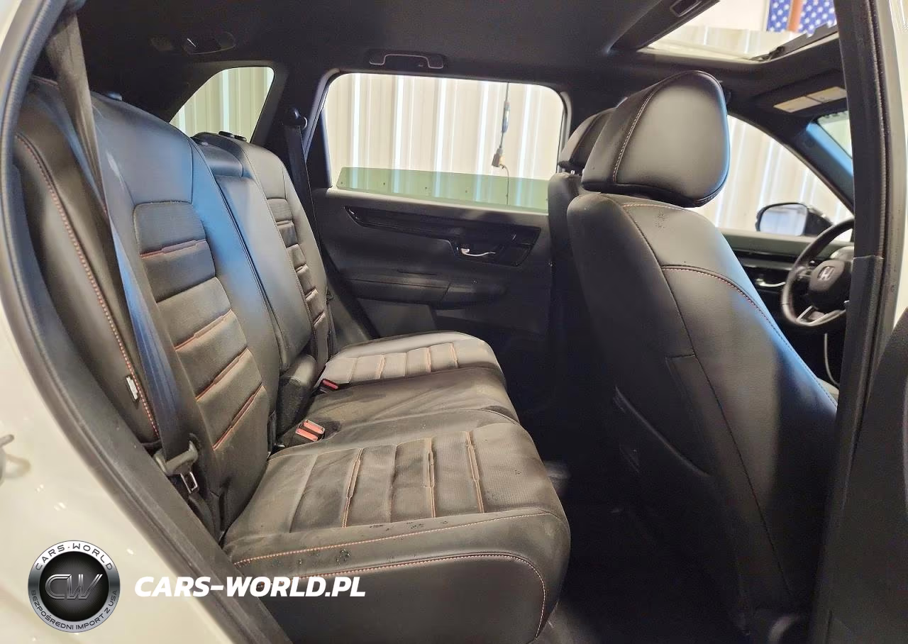 2025 Honda Cr-V Sport Touring VIN:7FARS6H93SE055624 - 11