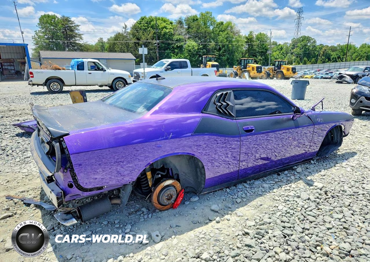 2019 Dodge Challenger R-T Scat Pack VIN:2C3CDZFJ2KH525876 - 3