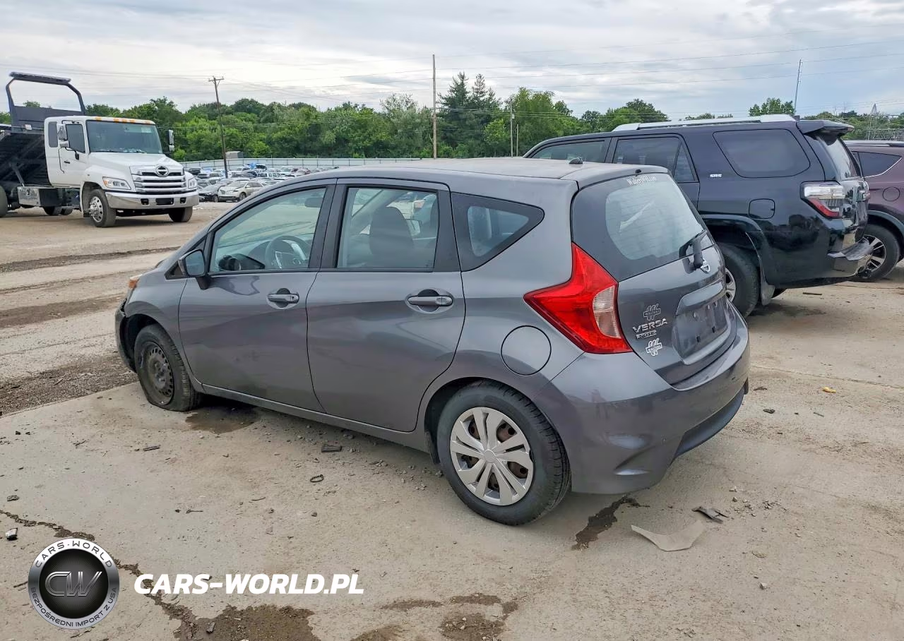 2018 Nissan Versa Note S VIN:3N1CE2CP2JL353169 - 2