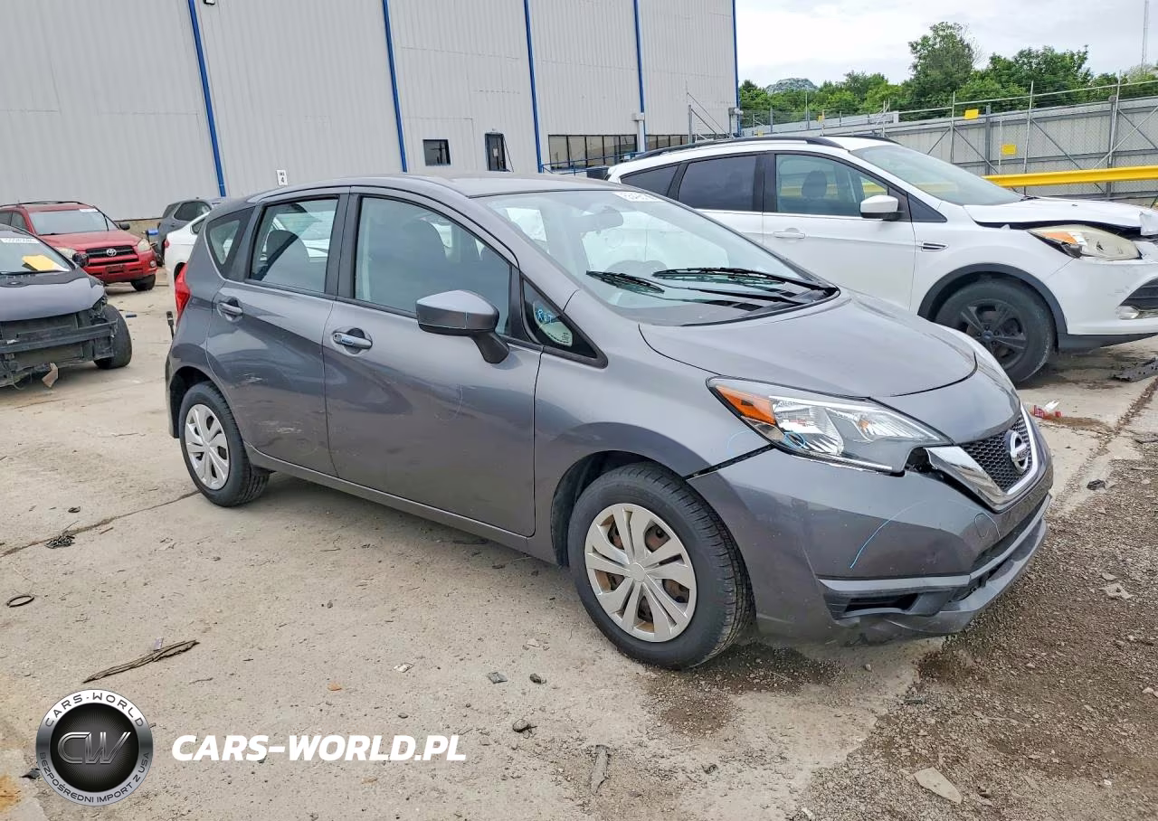 2018 Nissan Versa Note S VIN:3N1CE2CP2JL353169 - 4