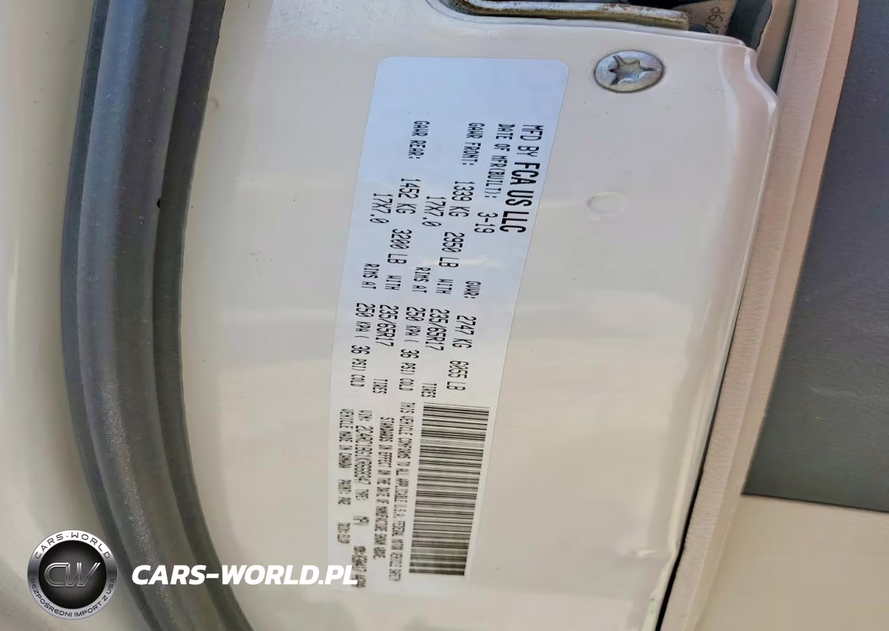 2019 Chrysler Pacifica Touring L VIN:2C4RC1BG1KR668347 - 13