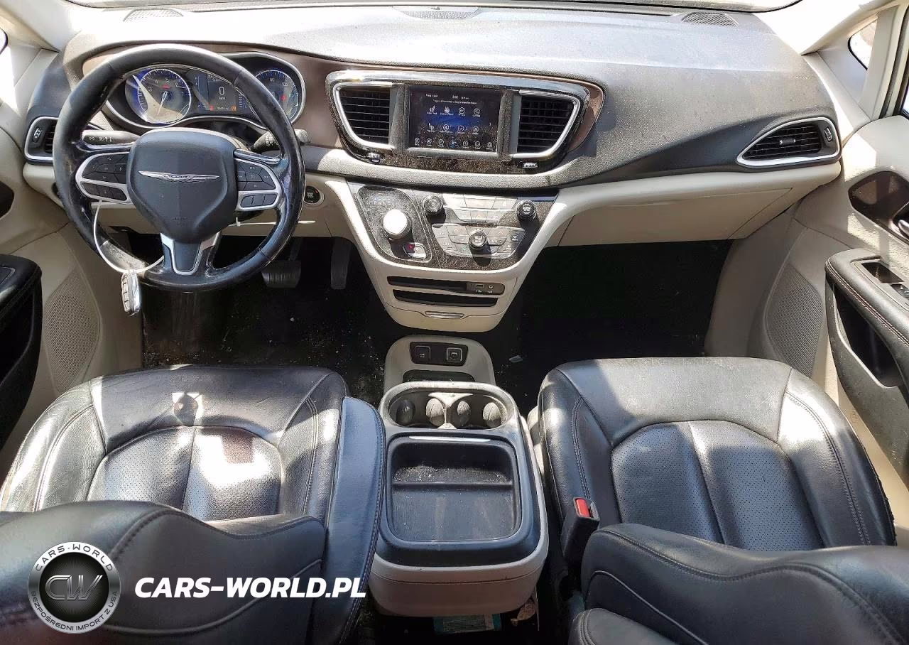2019 Chrysler Pacifica Touring L VIN:2C4RC1BG1KR668347 - 8