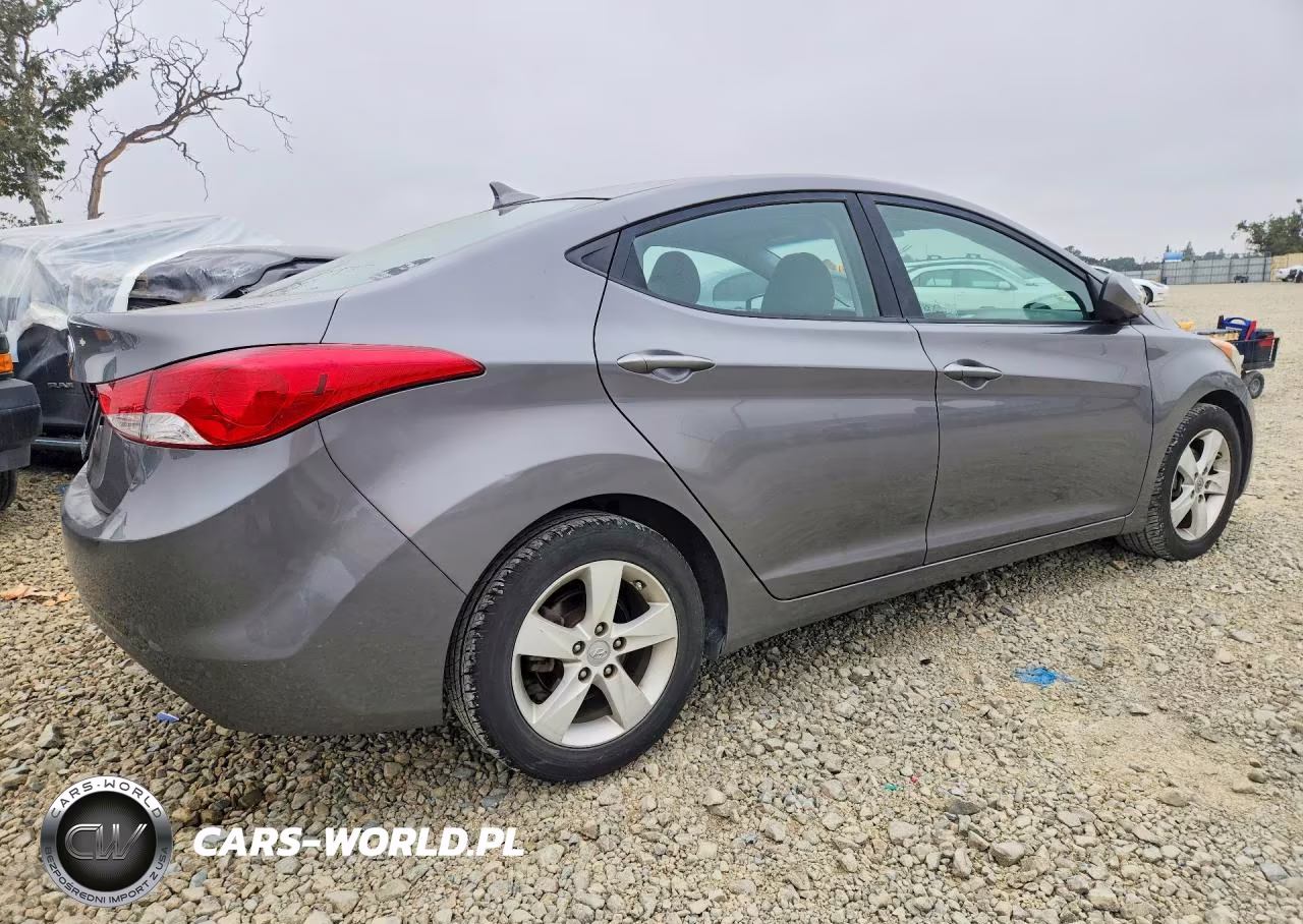 2011 Hyundai Elantra Gls VIN:5NPDH4AE3BH058816 - 3