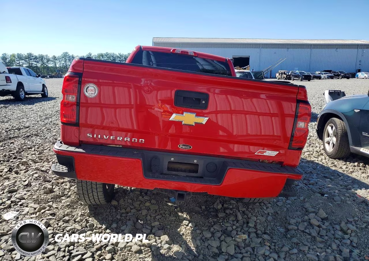 2018 Chevrolet Silverado K1500 Custom VIN:1GCVKPEC9JZ149161 - 6
