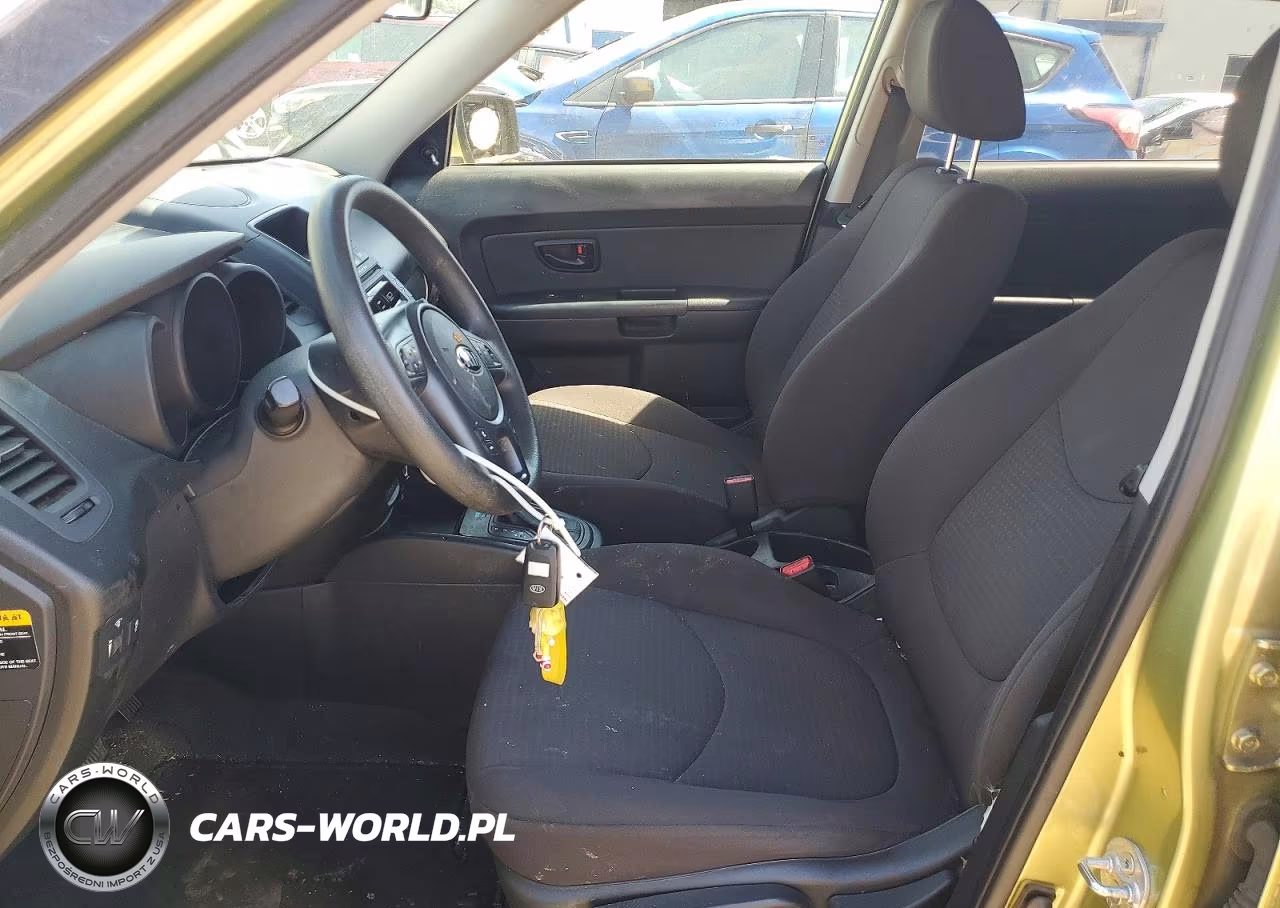 2013 Kia Soul Base VIN:KNDJT2A52D7525432 - 7