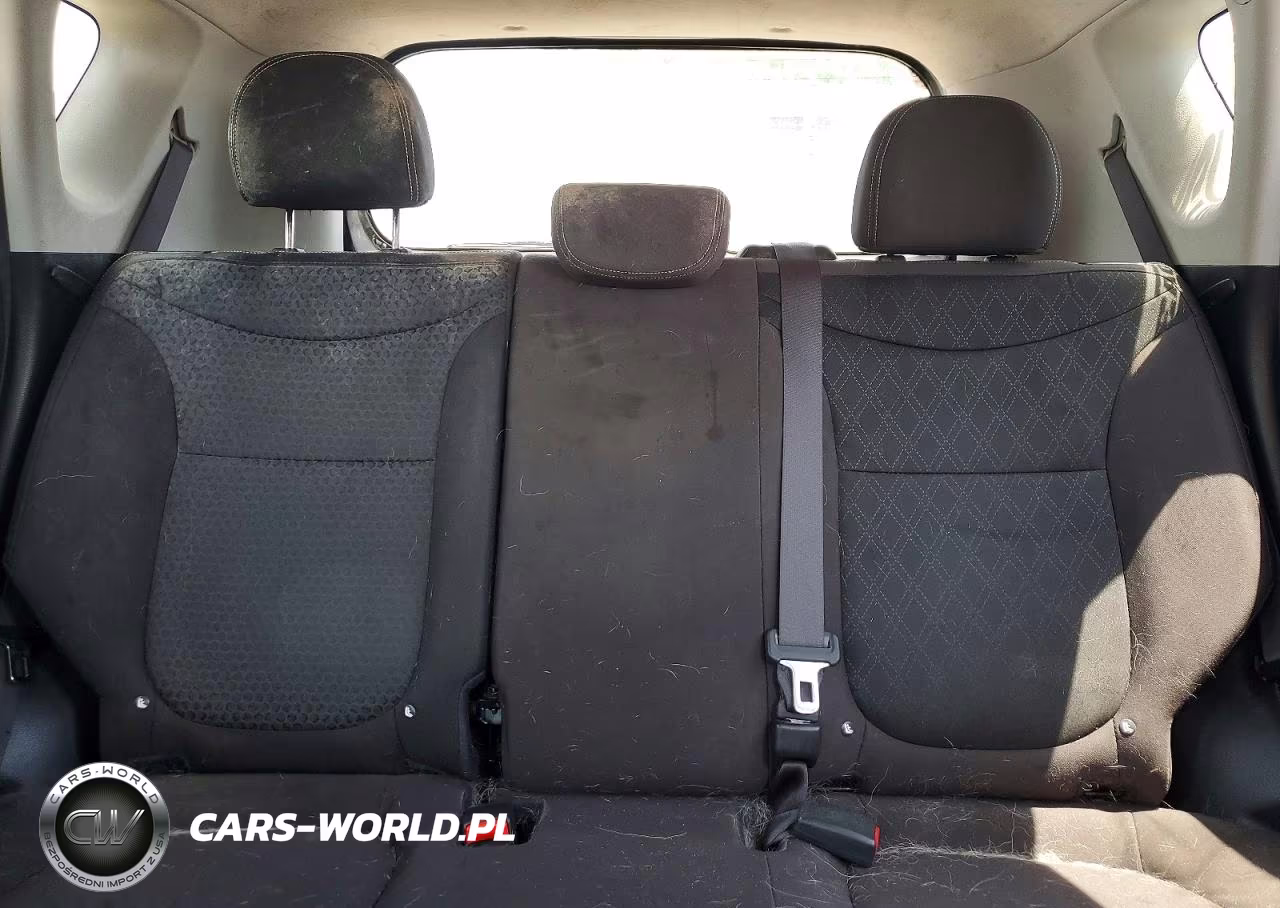 2016 Kia Soul Base VIN:KNDJN2A23G7261660 - 10