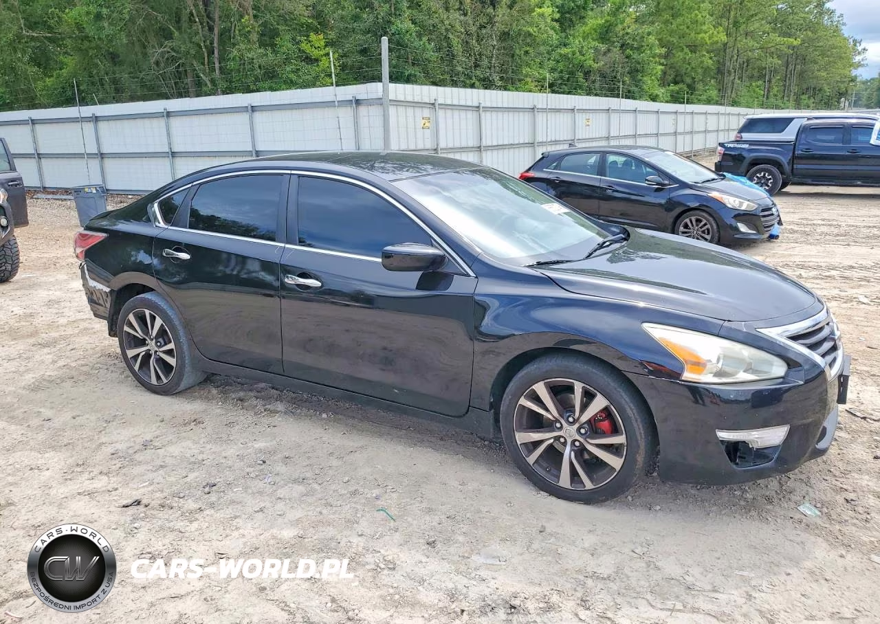 2014 Nissan Altima 2.5 S VIN:1N4AL3AP1EC134553 - 4