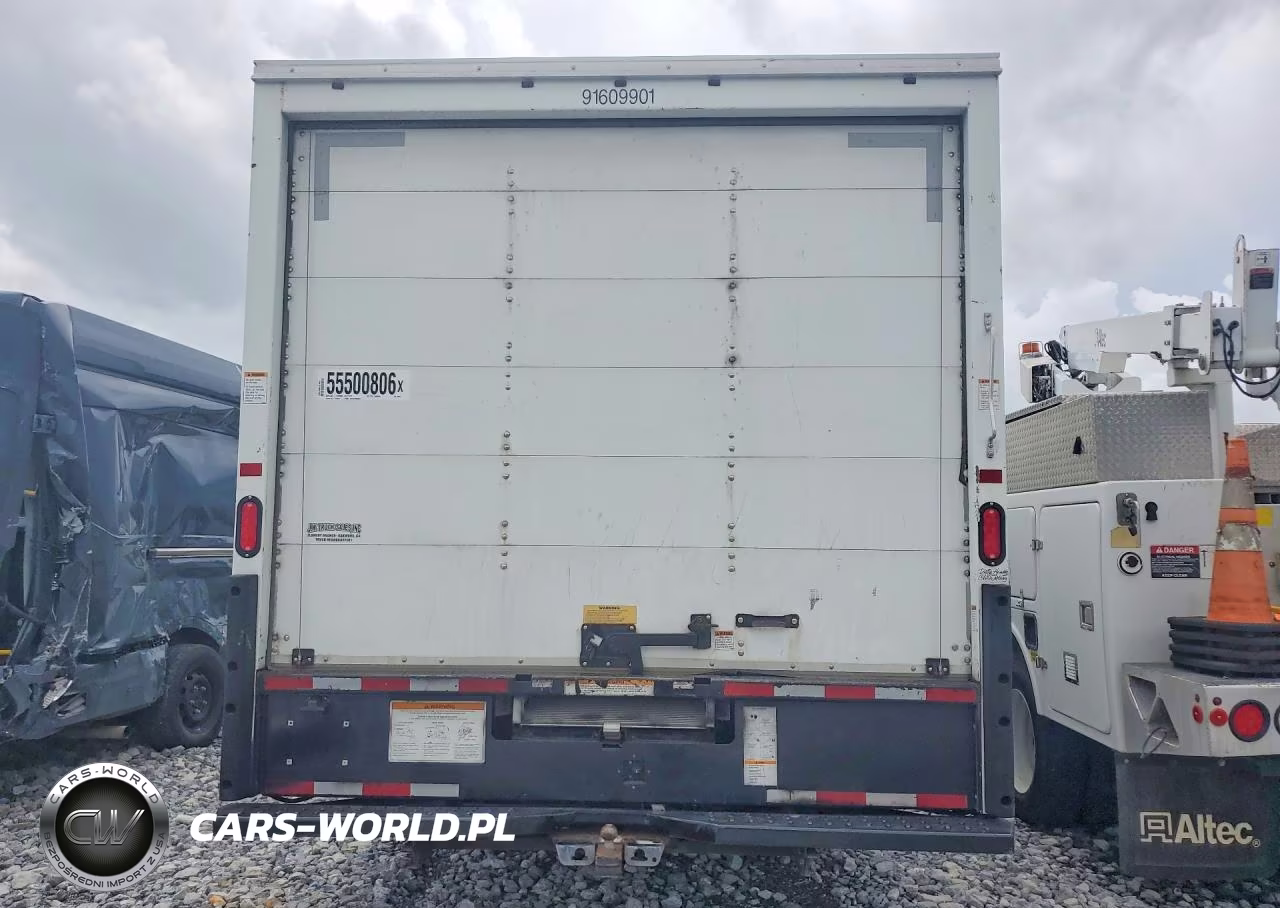 2018 GMC Savana Box Truck VIN:7GZ37TCG0JN900990 - 6