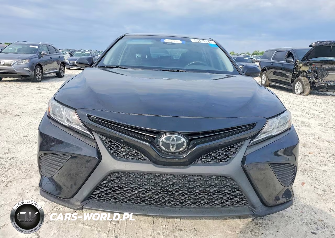 2018 Toyota Camry Se VIN:4T1B11HK0JU678772 - 5