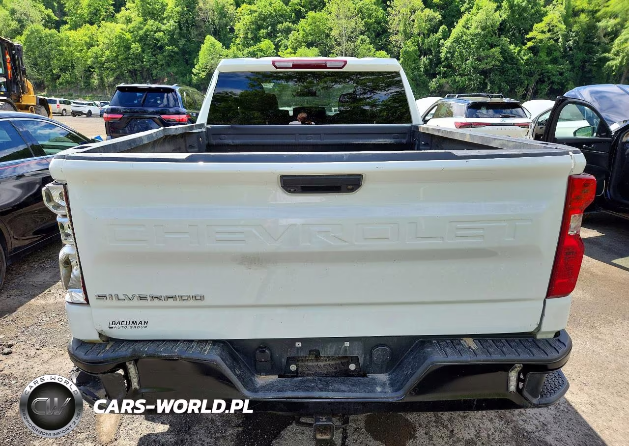 2024 Chevrolet Silverado K1500 VIN:1GCUDAEDXRZ311404 - 6
