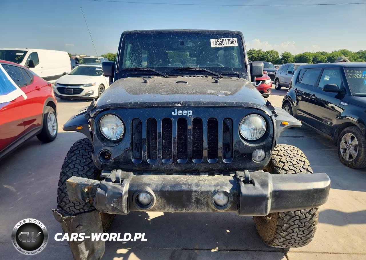 2015 Jeep Wrangler Unlimited Rubicon VIN:1C4BJWFG5FL558785 - 5