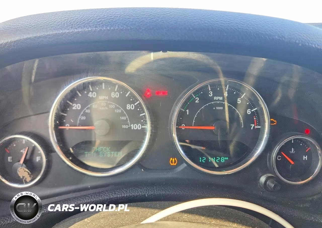 2015 Jeep Wrangler Unlimited Rubicon VIN:1C4BJWFG5FL558785 - 9
