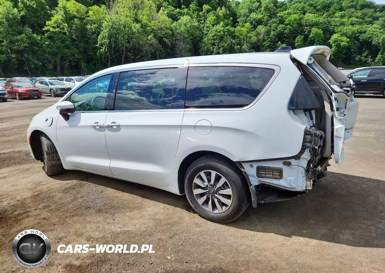 2023 Chrysler Pacifica Hybrid Touring L VIN:2C4RC1L70PR541269 - 2