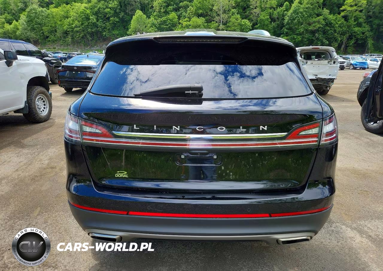 2023 Lincoln Nautilus VIN:2LMPJ8J9XPBL21589 - 6