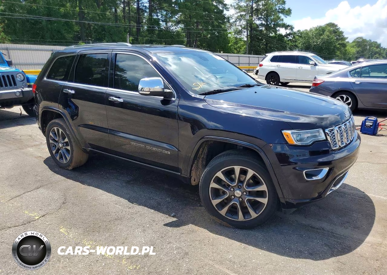 2018 Jeep Grand Cherokee Overland VIN:1C4RJECG2JC353656 - 4