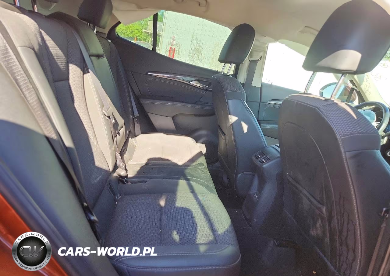 2021 Buick Envision Preferred VIN:LRBFZMR42MD191964 - 11