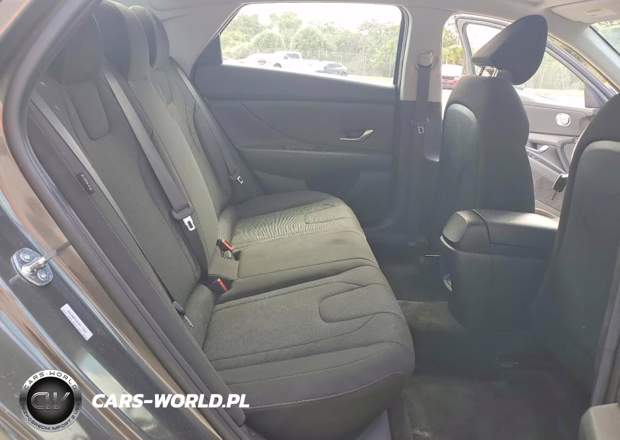 2025 Hyundai Elantra Se VIN:KMHLL4DG5SU050760 - 10