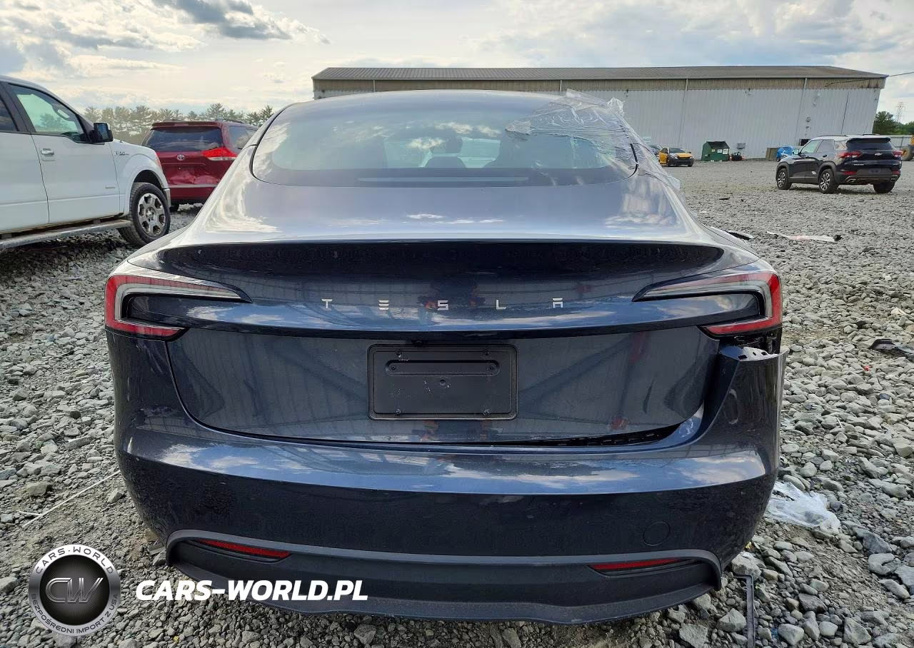 2025 Tesla Model 3 VIN:5YJ3E1EA8SF911039 - 6