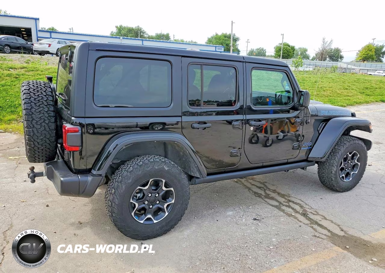 2023 Jeep Wrangler Rubicon 4Xe VIN:1C4JJXR67PW554824 - 3