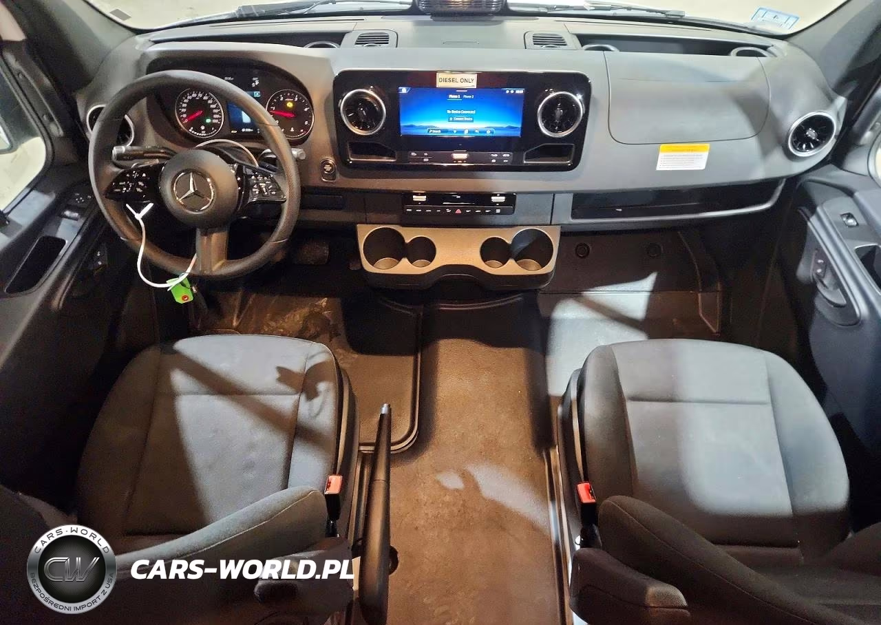 2025 Mercedes-Benz Sprinter 2500 VIN:W1Z4KGHY0ST217703 - 8