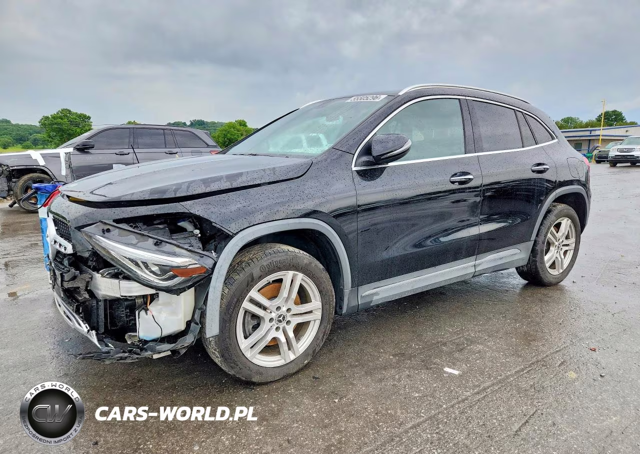 2021 Mercedes-Benz Gla 250 4Matic – zdjęcie 1 z 13