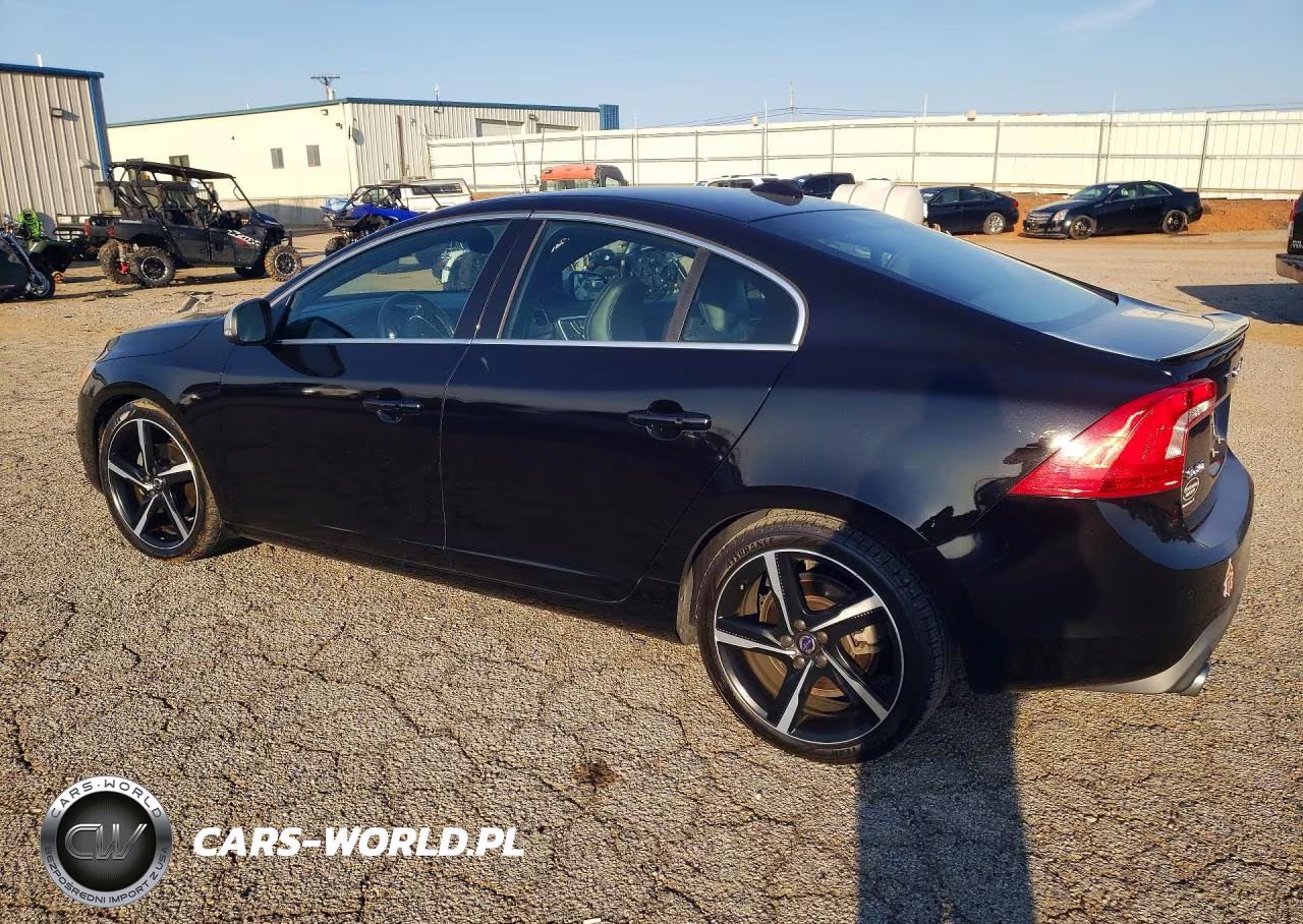 2016 Volvo S60 R Design VIN:YV126MFP8G2395301 - 2