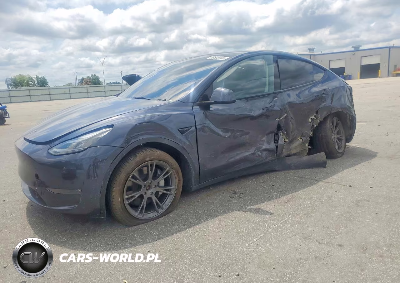 2025 Tesla Model Y – zdjęcie 1 z 12