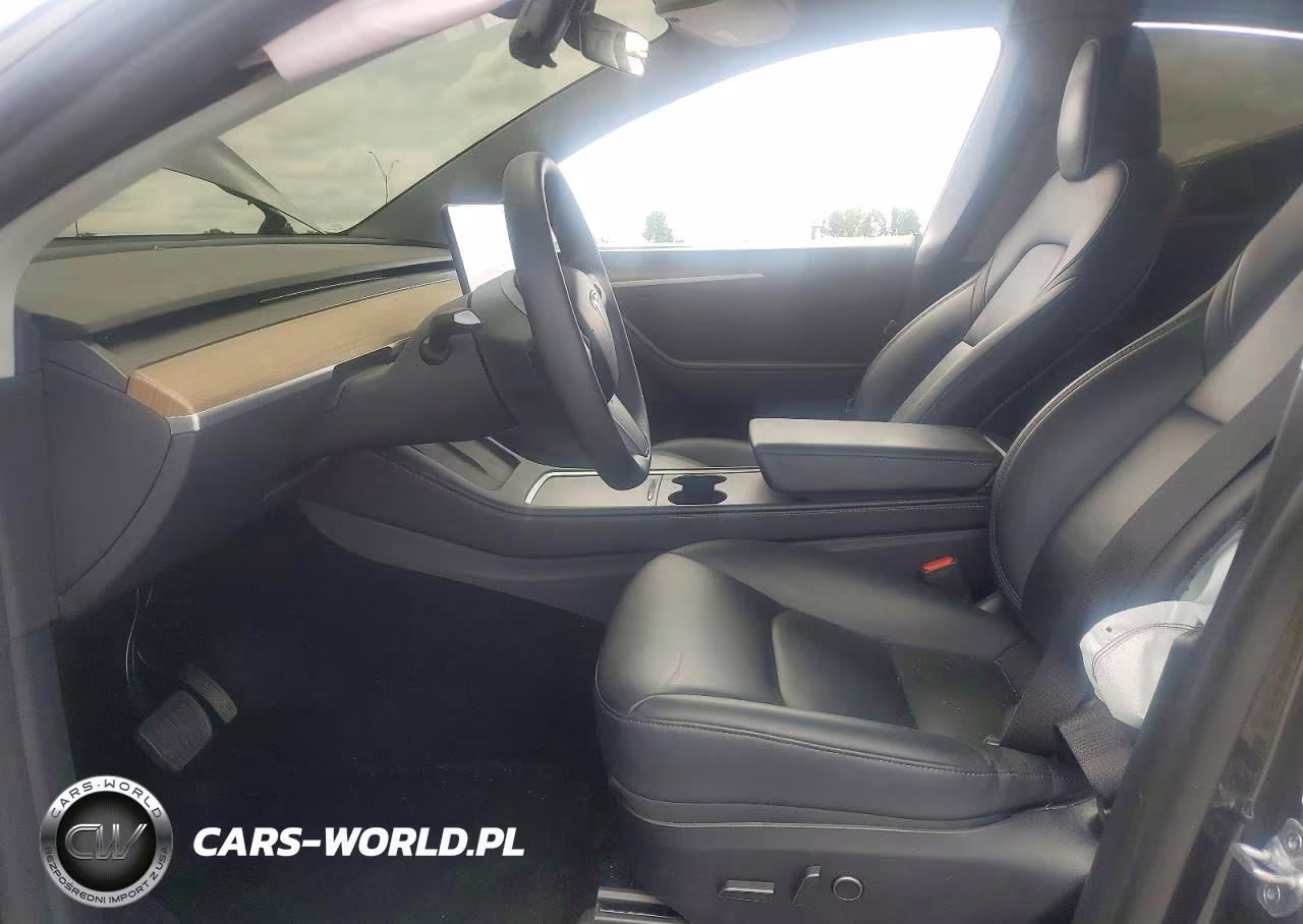2025 Tesla Model Y VIN:7SAYGDEE6SA360291 - 7